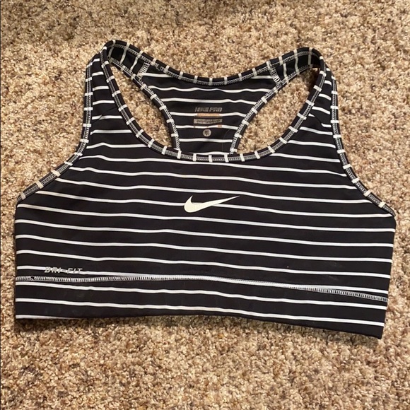 Nike Other - RARE women’s nike sports bra